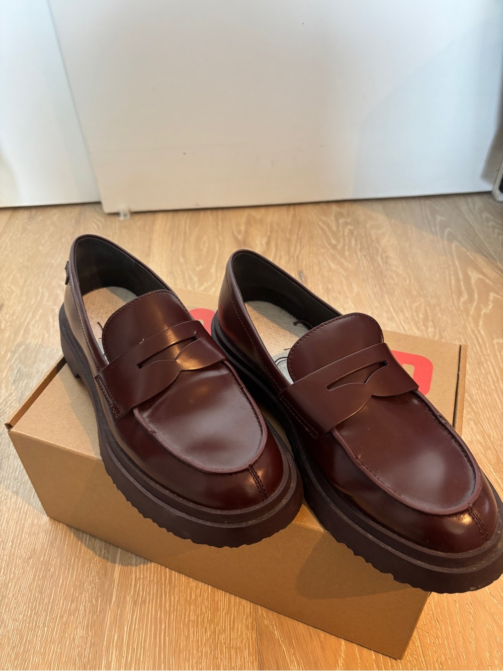 Camper Women's Lug Sole Penny Loafers Burgundy US9/EU40